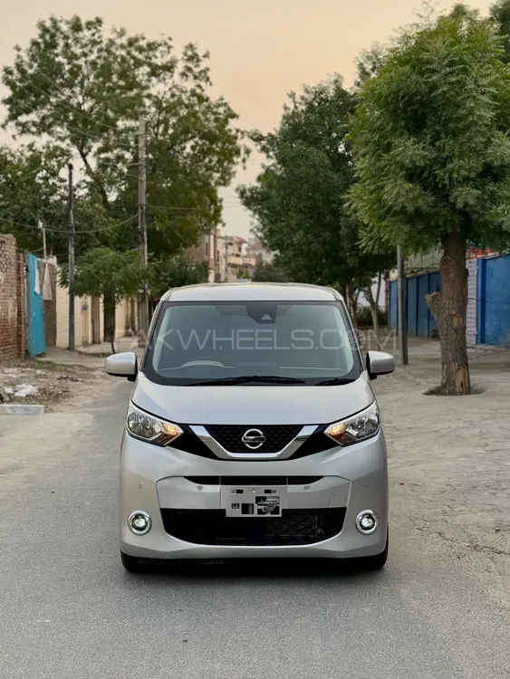 نسان ڈیز 2025 for Sale in بورے والا Image-1