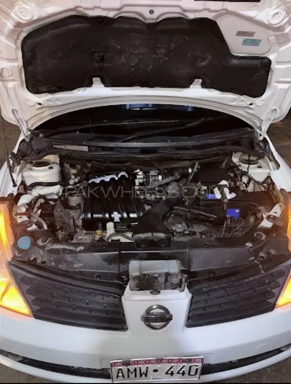 Nissan Tiida 2007 for Sale in Karachi Image-1