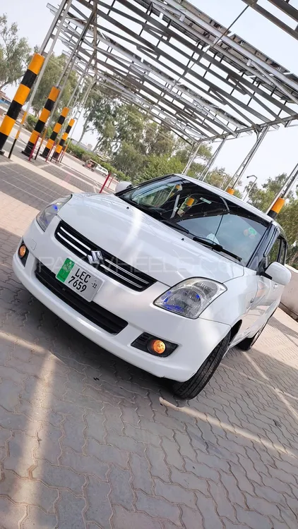 Suzuki Swift 2011 for Sale in Peshawar Image-1