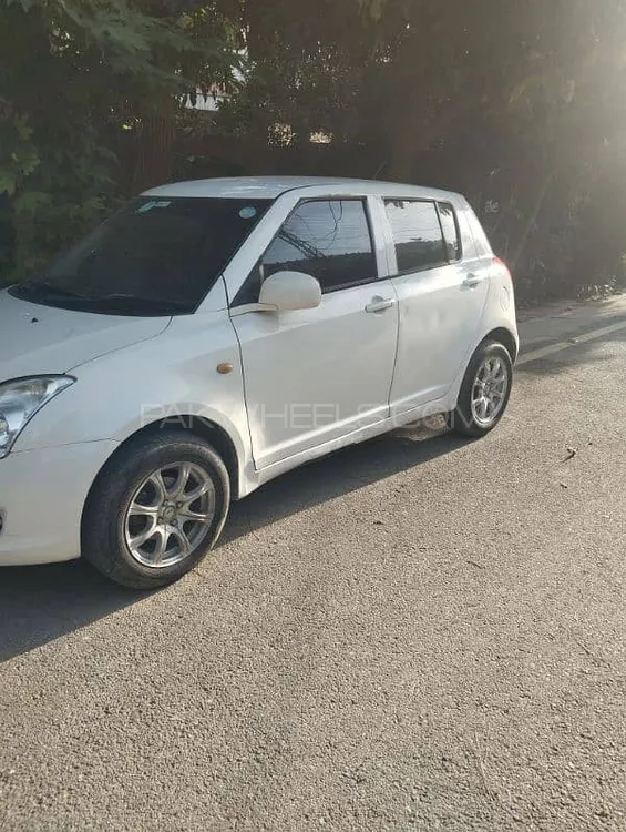 Suzuki Swift 2012 for Sale in Haripur Image-1