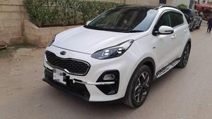 Sportage awd 2020
Registered 2021
Mileage 18000
Original 
Demand 6850