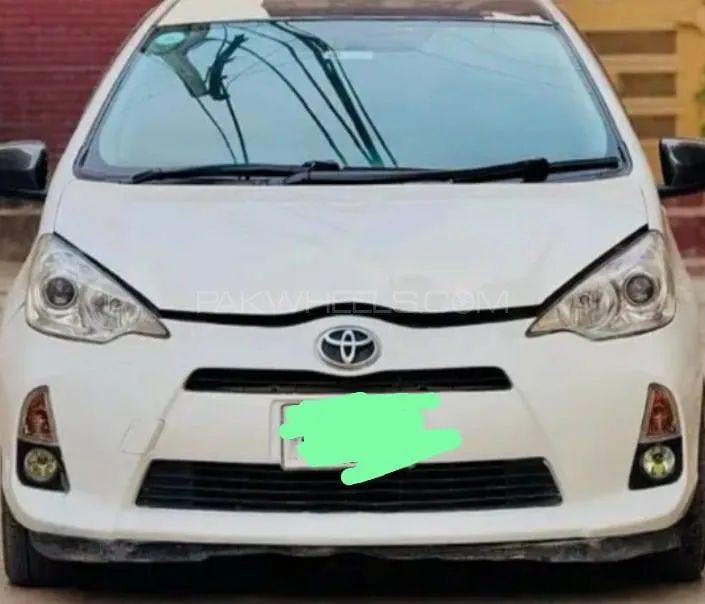 Toyota Aqua 2014 for Sale in Hyderabad Image-1