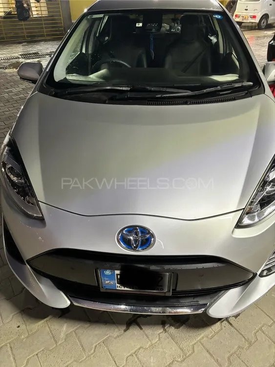 Toyota Aqua 2020 for Sale in Islamabad Image-1