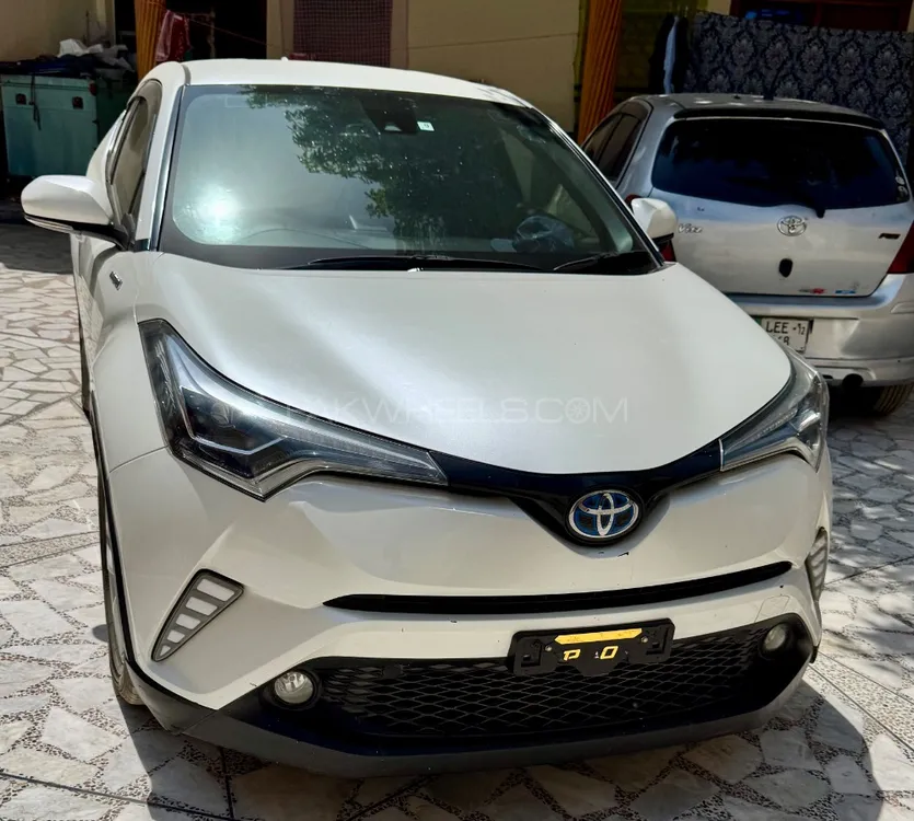 Toyota C-HR 2019 for Sale in Peshawar Image-1