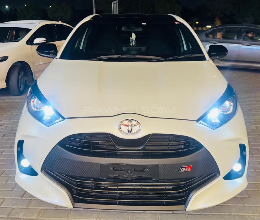 Toyota Yaris Hatchback 2021 for Sale in Lahore Image-1