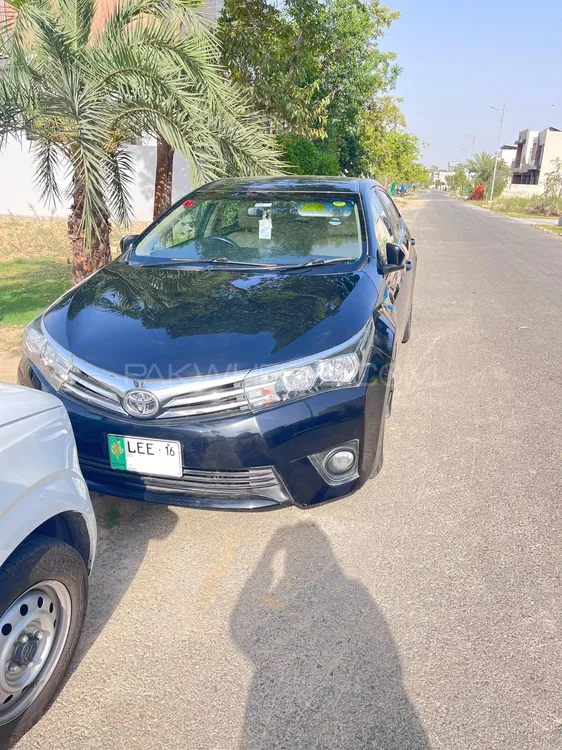 Toyota Corolla 2016 for Sale in Lahore Image-1