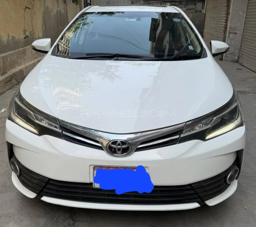 Toyota Corolla 2019 for Sale in Karachi Image-1