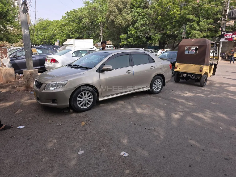 Toyota Corolla Axio 2006 for Sale in Karachi Image-1