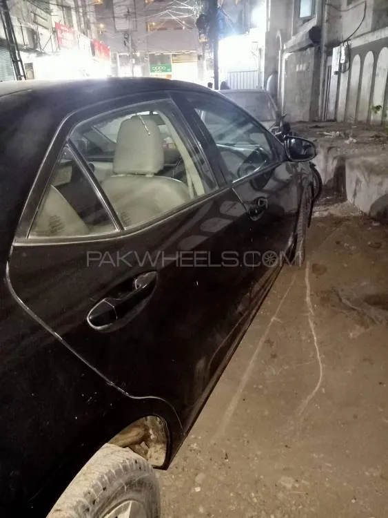 Toyota Corolla 2018 for Sale in Karachi Image-1