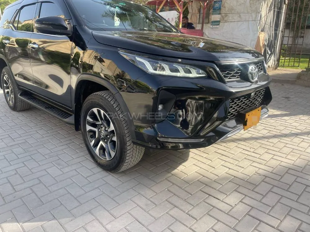 Toyota Fortuner 2022 for Sale in Karachi Image-1