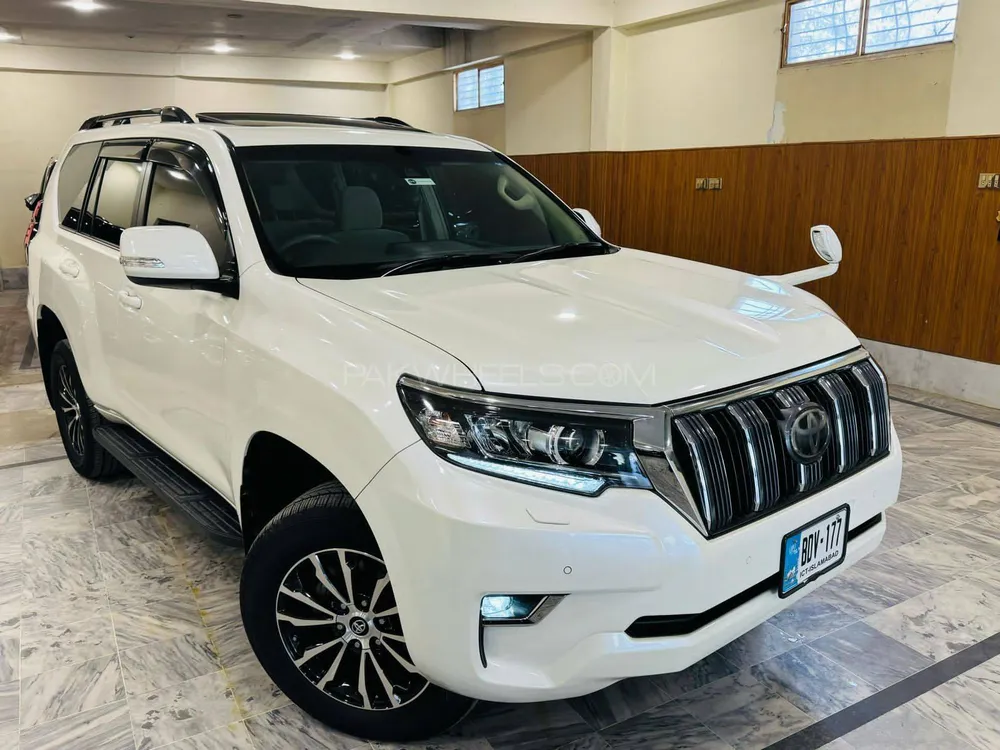 Toyota Prado 2019 for Sale in Kharian Image-1