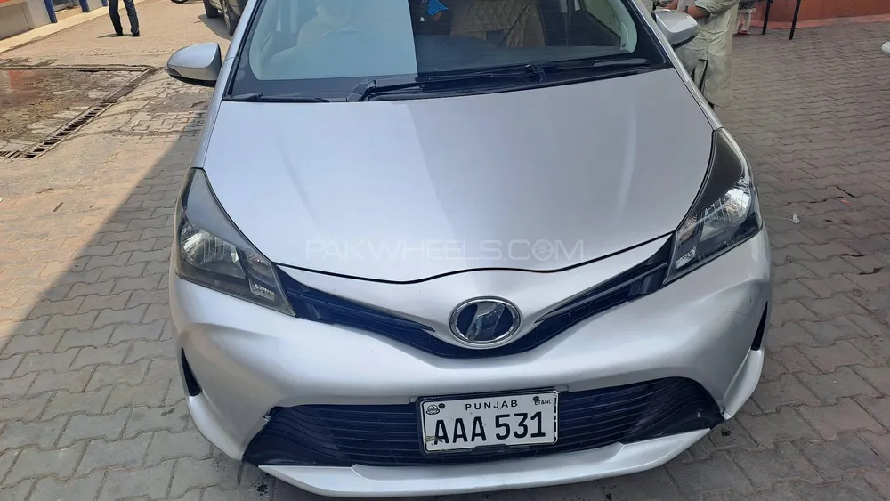 Toyota Vitz 2019 for Sale in Lahore Image-1