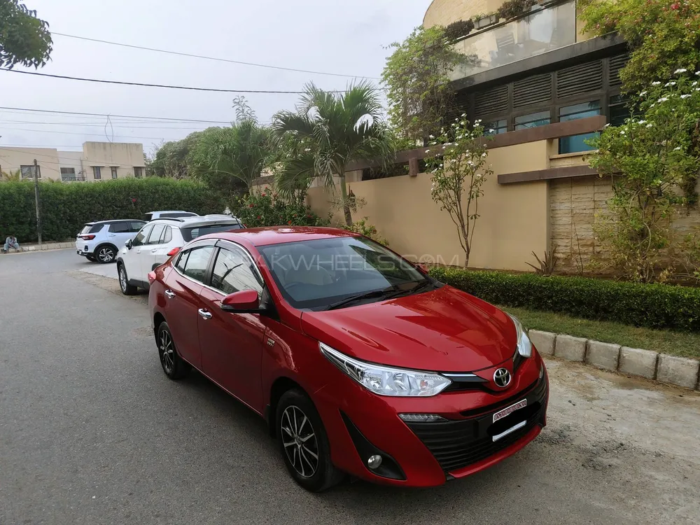 Toyota Yaris Sedan 2021 for Sale in Karachi Image-1