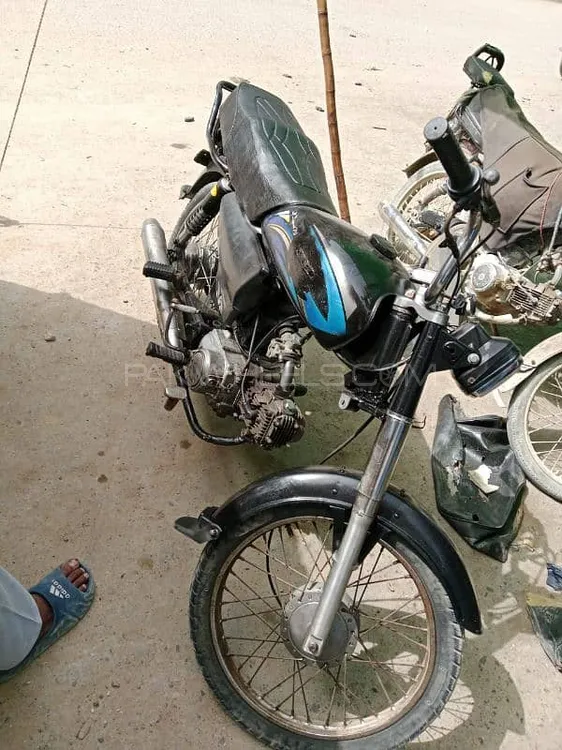 Unique Xtreme UD 70 2010 for Sale Image-1