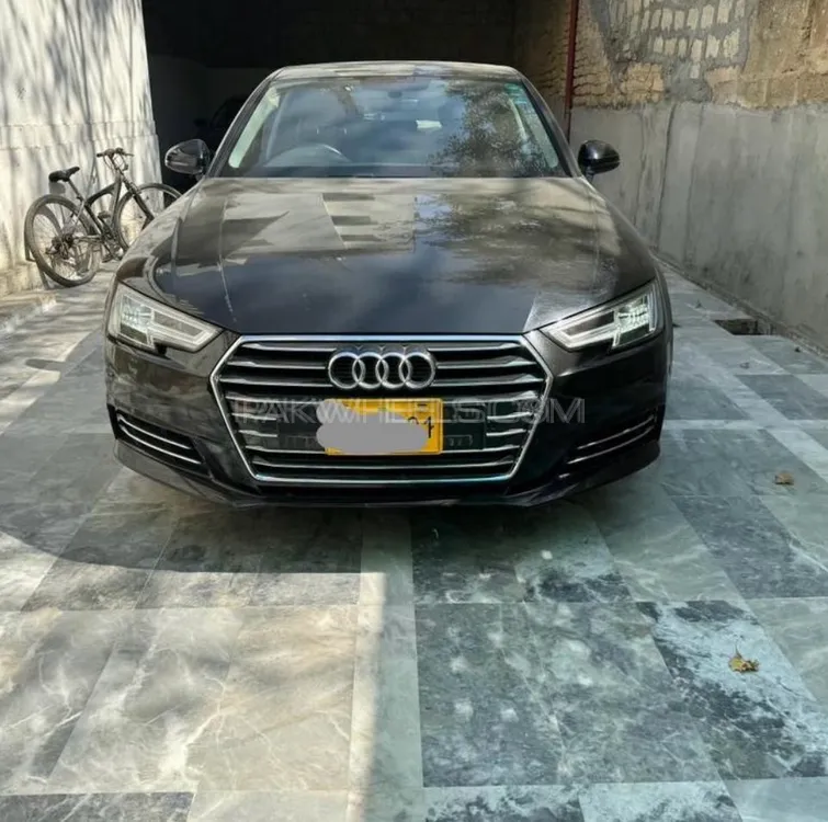 Audi A4 2017 for Sale in Karachi Image-1