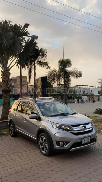 Honda BR-V 2018 for Sale in Lahore Image-1