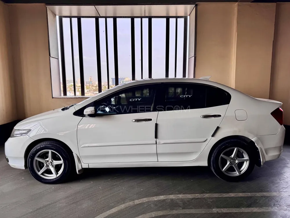 Honda City 2018 for Sale in Karachi Image-1