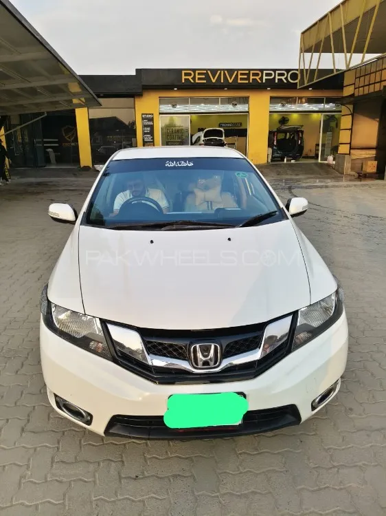 Honda City 2018 for Sale in Islamabad Image-1