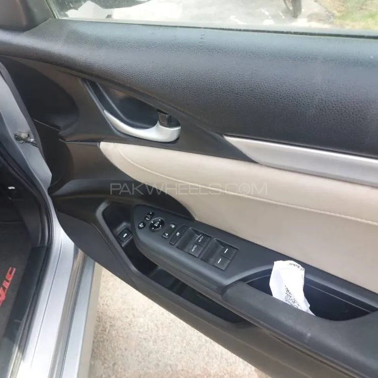 Honda Civic 2016 for Sale in Lahore Image-1