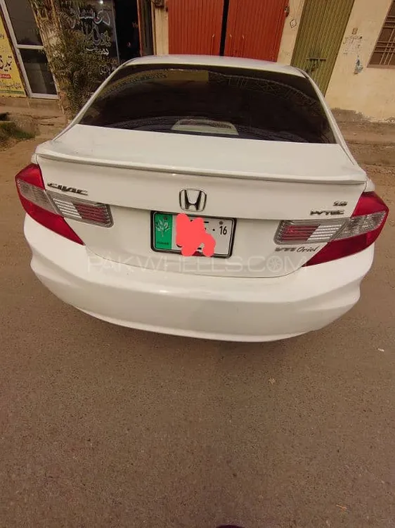 Honda Civic 2016 for Sale in Dera Ghazi Khan Image-1