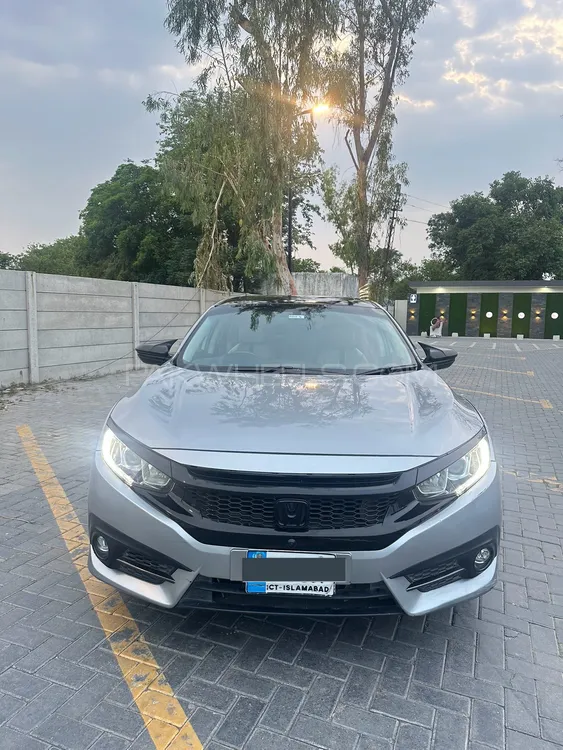 Honda Civic 2018 for Sale in Sialkot Image-1