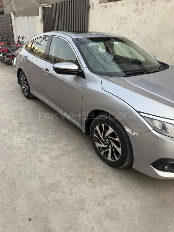 Honda Civic 2018 for Sale in Lahore Image-1