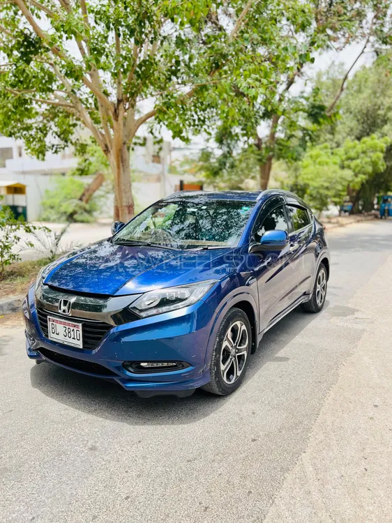 Honda Vezel 2016 for Sale in Karachi Image-1