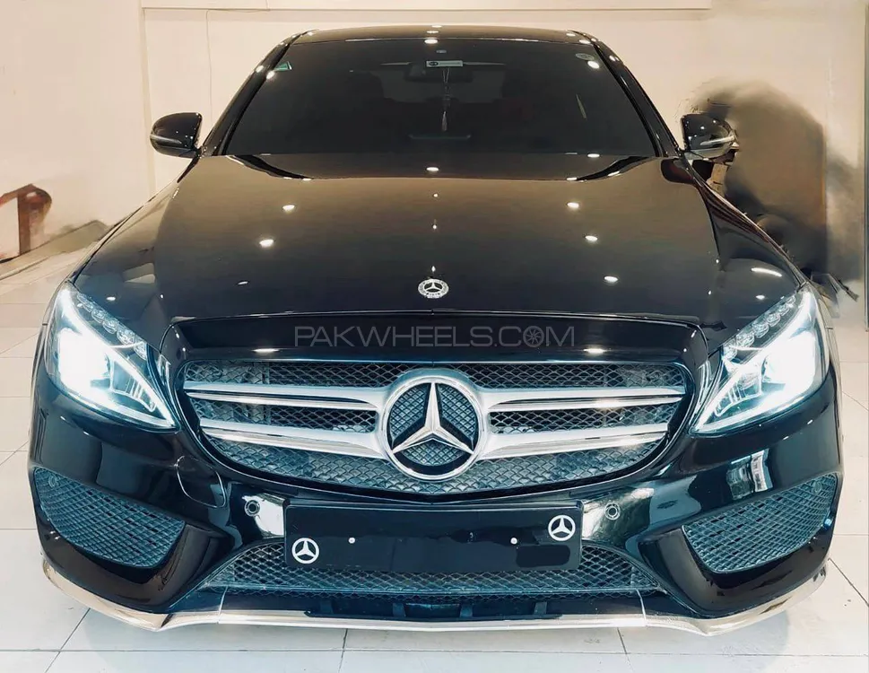Mercedes Benz C Class 2018 for Sale in Karachi Image-1