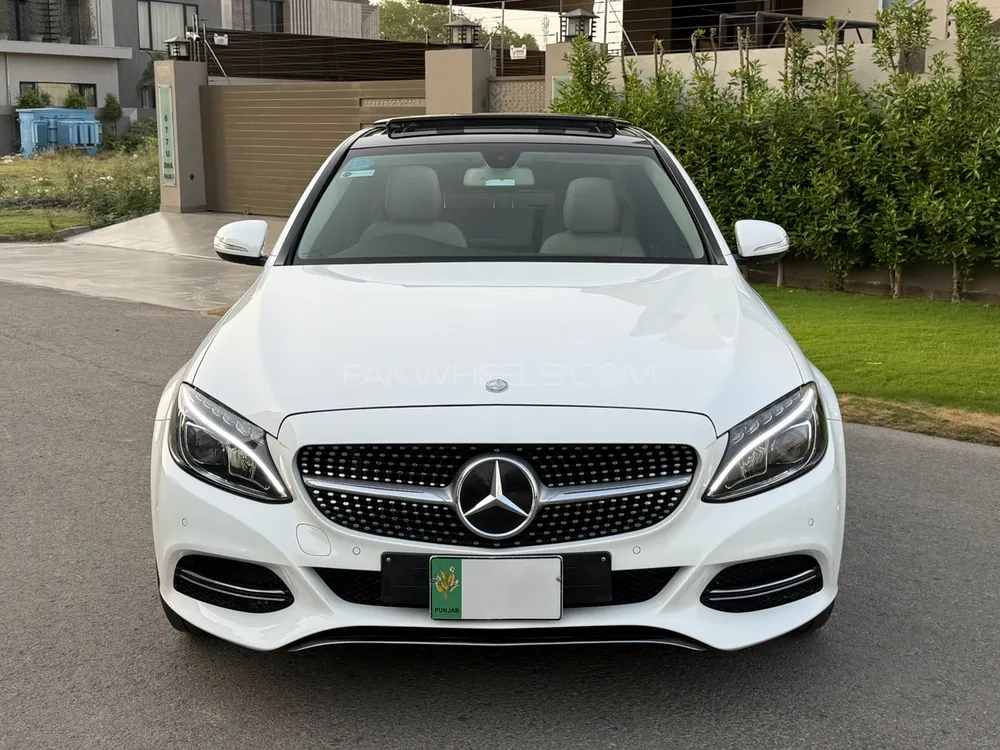 Mercedes Benz C Class 2015 for Sale in Lahore Image-1