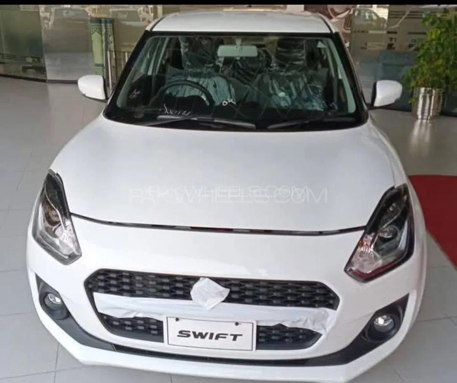 Suzuki Swift 2025 for Sale in Rahim Yar Khan Image-1