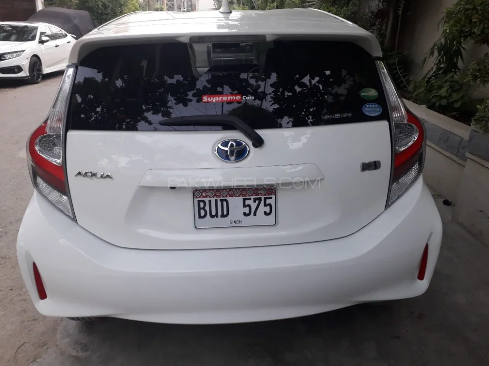Toyota Aqua 2018 for Sale in Karachi Image-1