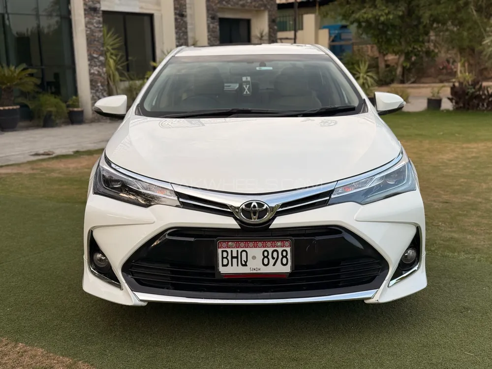 Toyota Corolla 2016 for Sale in Islamabad Image-1