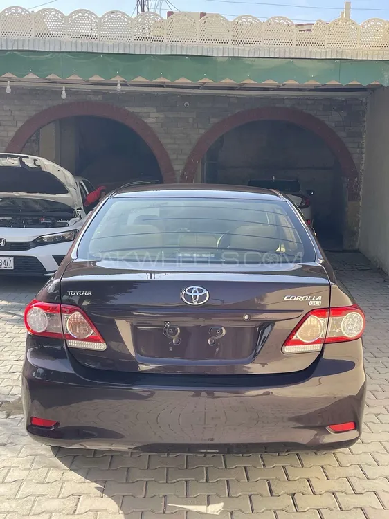 Toyota Corolla 2012 for Sale in Peshawar Image-1
