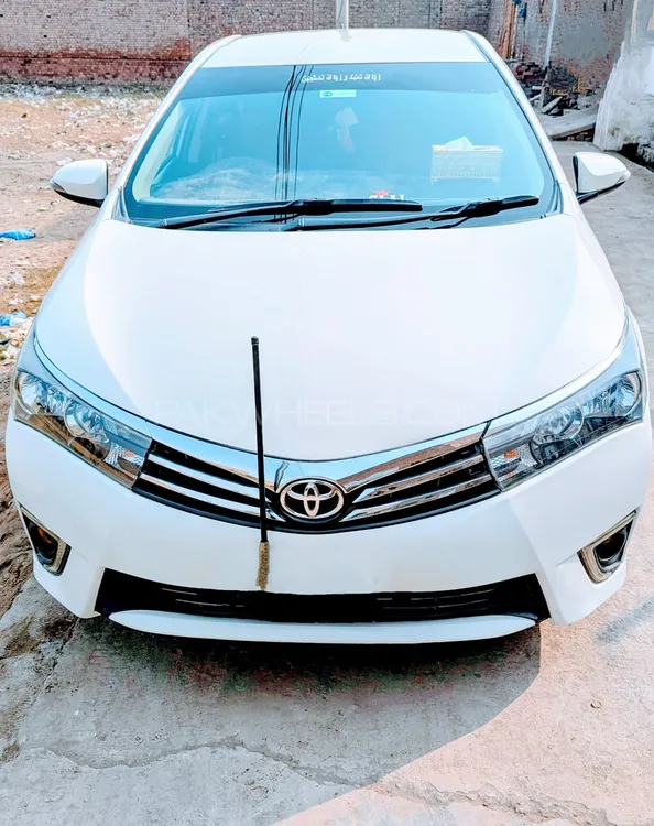 Toyota Corolla 2015 for Sale in Jhang Image-1