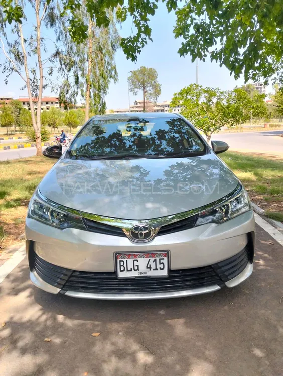 Toyota Corolla 2017 for Sale in Islamabad Image-1