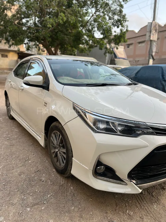 Toyota Corolla 2018 for Sale in Karachi Image-1