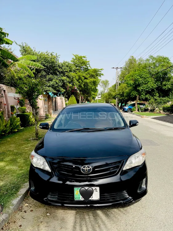 Toyota Corolla 2014 for Sale in Lahore Image-1