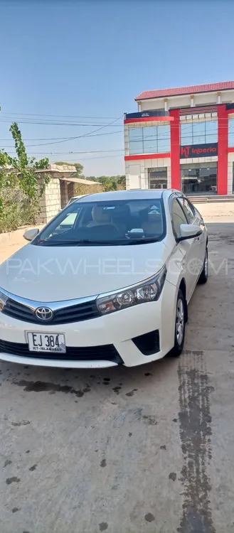 Toyota Corolla 2015 for Sale in Islamabad Image-1