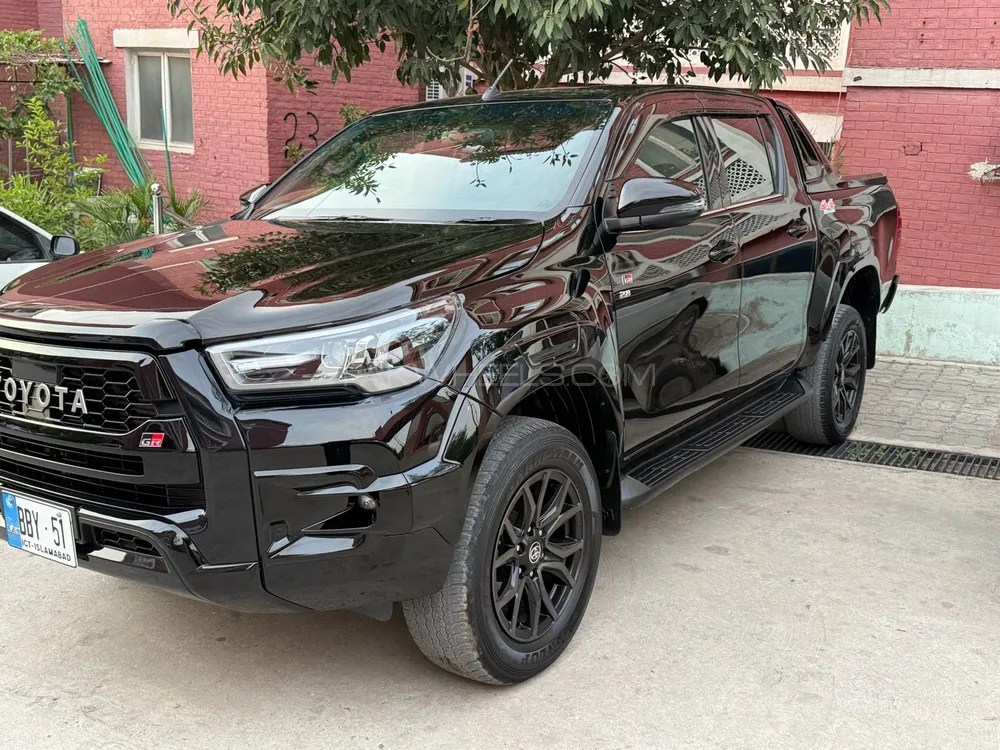Toyota Hilux 2023 for Sale in Islamabad Image-1
