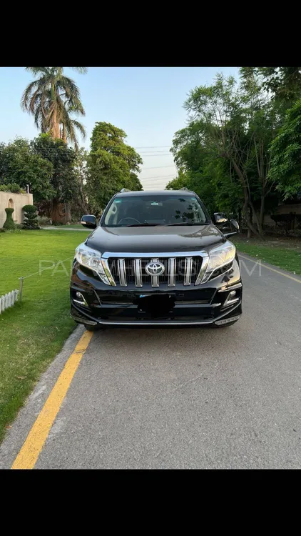 Toyota Prado 2010 for Sale in Sialkot Image-1