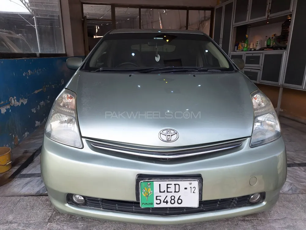 Toyota Prius 2007 for Sale in Kohat Image-1