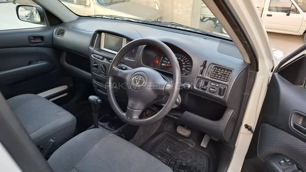 Toyota Probox 2006 for Sale in Quetta Image-1