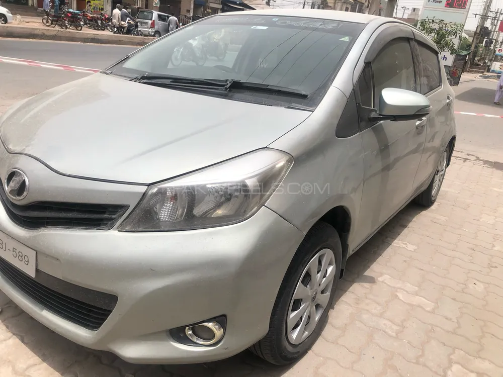 Toyota Vitz 2011 for Sale in Rawalpindi Image-1