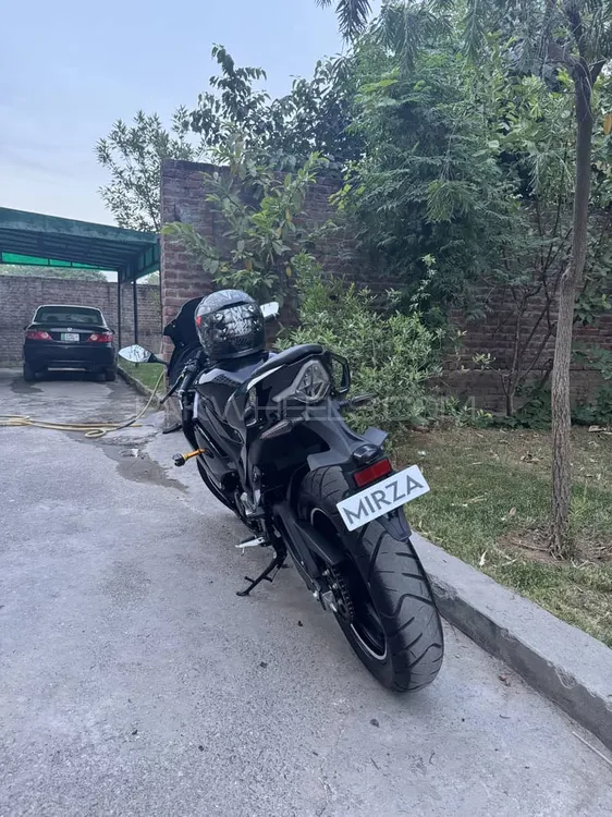 Yamaha YZF-R1 2024 for Sale Image-1