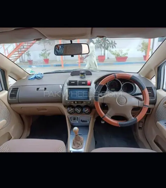 Honda City 2004 for Sale in Karachi Image-1