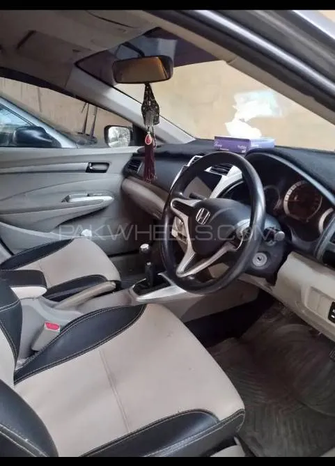 Honda City 2013 for Sale in Karachi Image-1