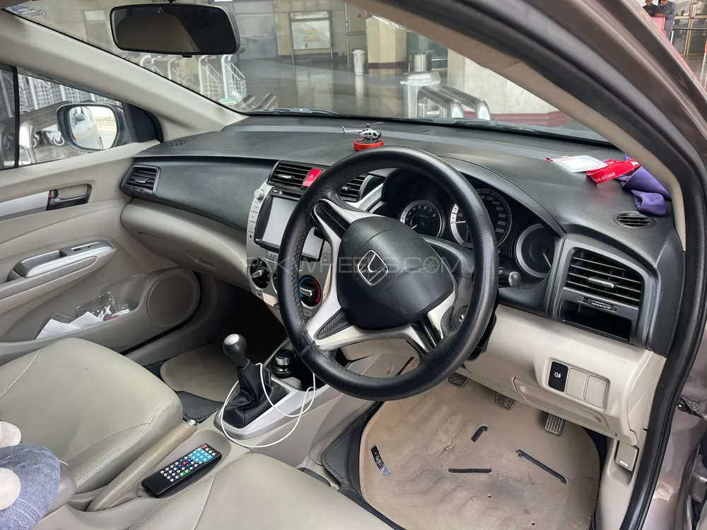 Honda City 2015 for Sale in Sheikhupura Image-1