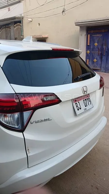 Honda Vezel 2015 for Sale in Hyderabad Image-1