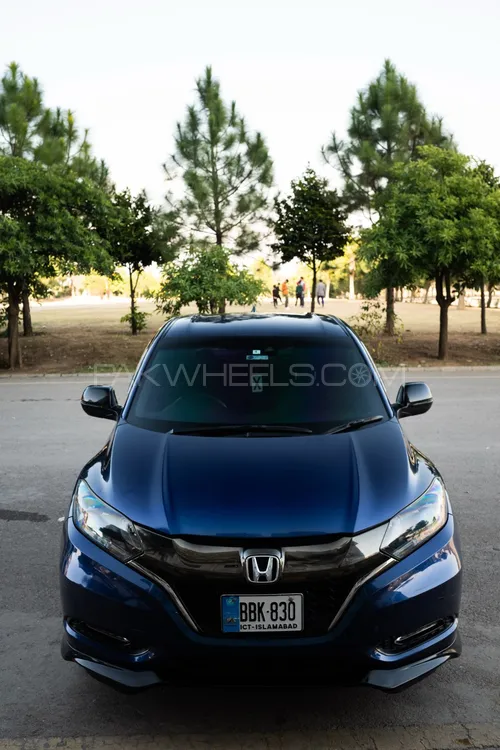 Honda Vezel 2016 for Sale in Islamabad Image-1