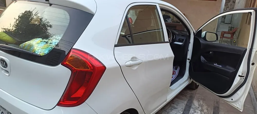 KIA Picanto 2022 for Sale in Faisalabad Image-1